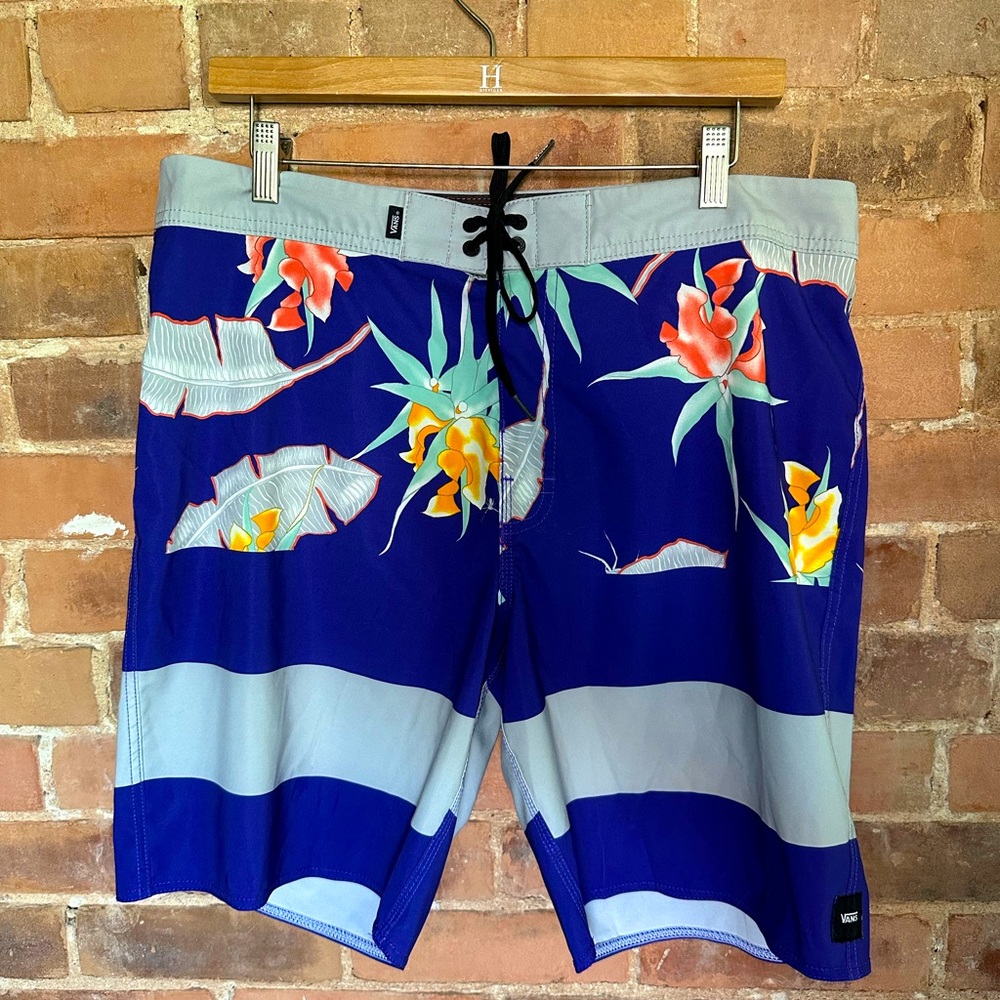 Vans Boardshorts/Bathing Suit